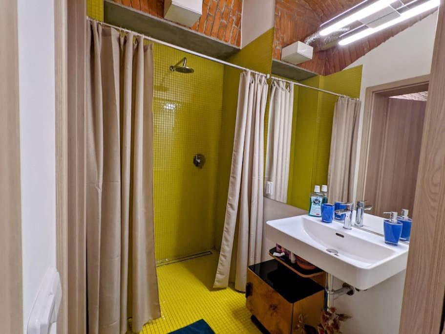 Romantic And Atypical Apartments In Prague'S Montmartre Exteriör bild
