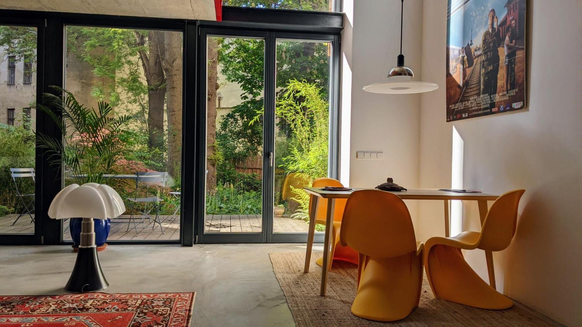 Romantic And Atypical Apartments In Prague'S Montmartre Exteriör bild